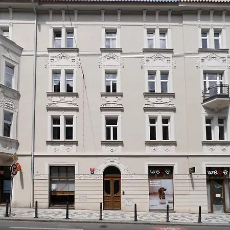 Apartamento Blueground Holesovice View Nr Vltava Prg-58 Praga