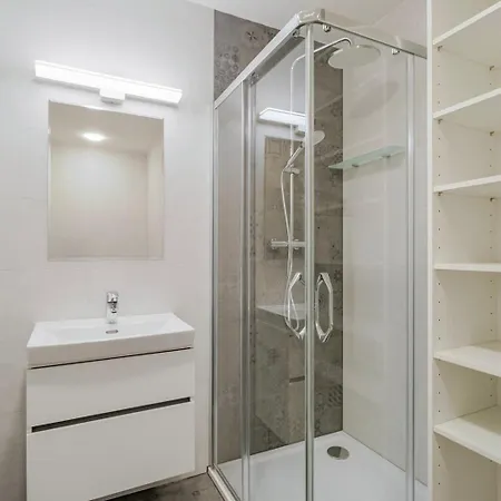 Blueground Holesovice View Nr Vltava Prg-58 Apartamento *