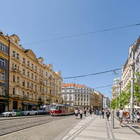 Apartamento Blueground Holesovice View Nr Vltava Prg-58